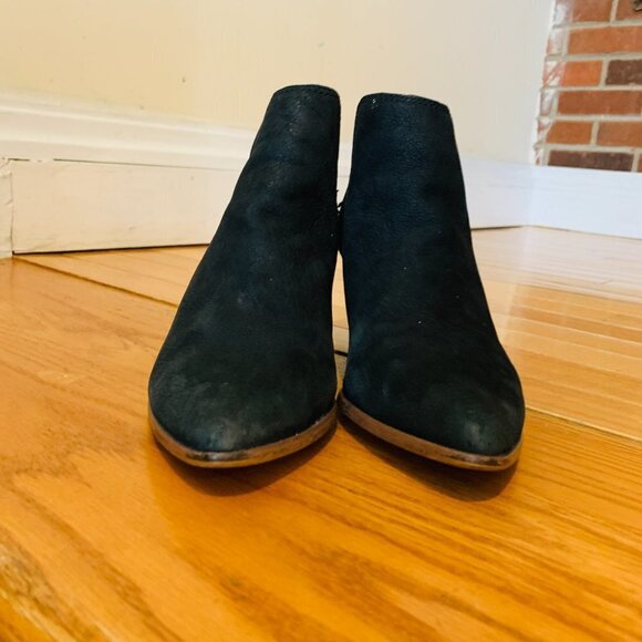 Frye Regina Heel Ankle Boot - Size 8 - Picture 4 of 16